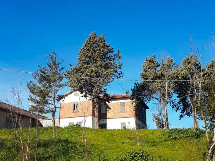 Casa con 6 locali in vendita in Strada per Pozzo, Tavullia