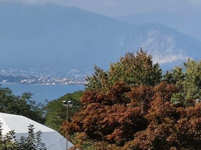 Appartamento con 5 locali in vendita in Via Alessandro Manzoni, Brezzo di Bedero
