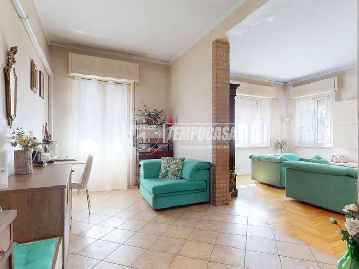 Appartamento trilocale in vendita in Viale Oslavia B, Valletta Paiolo, Mantova
