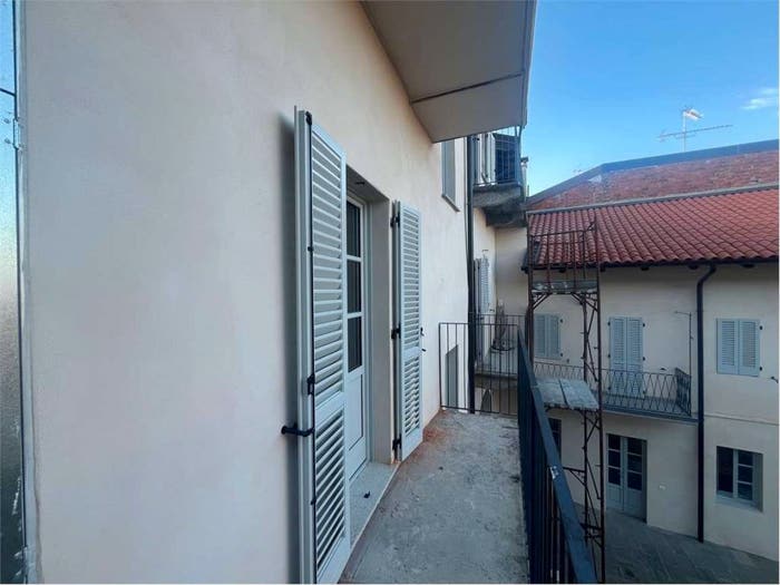 Appartamento trilocale in vendita in Via Sottoborgo, Centro, Borgo Ticino
