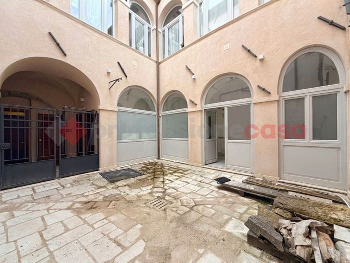 Appartamento monolocale in vendita in Via Pretatti, Duomo Fontana Luminosa, L'Aquila