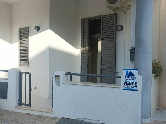 Appartamento quadrilocale in vendita in Via Pio La Torre, Aradeo