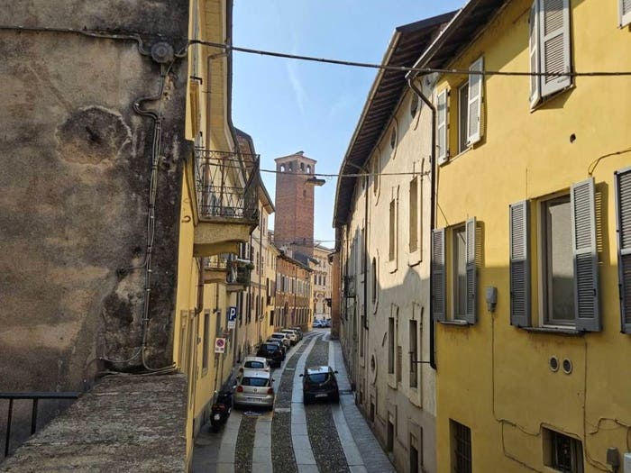 Appartamento quadrilocale in affitto in Via San Giovanni in Borgo, Centro Storico, Pavia