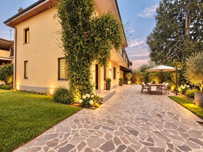 Casa con 6 locali in vendita in Via Roncello, Centro, Ornago