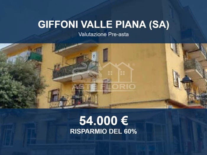 Appartamento con 6 locali in vendita in Piazza Del Popolo, Mercato, Giffoni Valle Piana