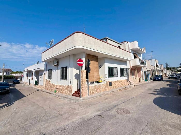 Appartamento con 5 locali in vendita in Via Eugenio Millo, Centro, Nardò