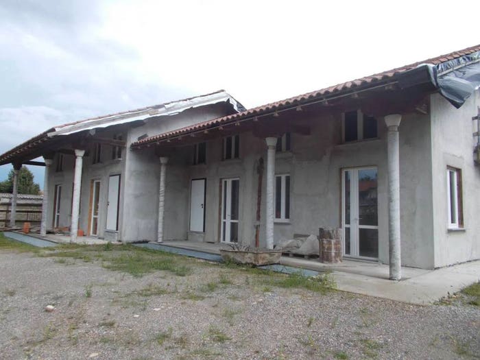 Casa quadrilocale in vendita in Sant'Anna Ovest, Lonate Pozzolo