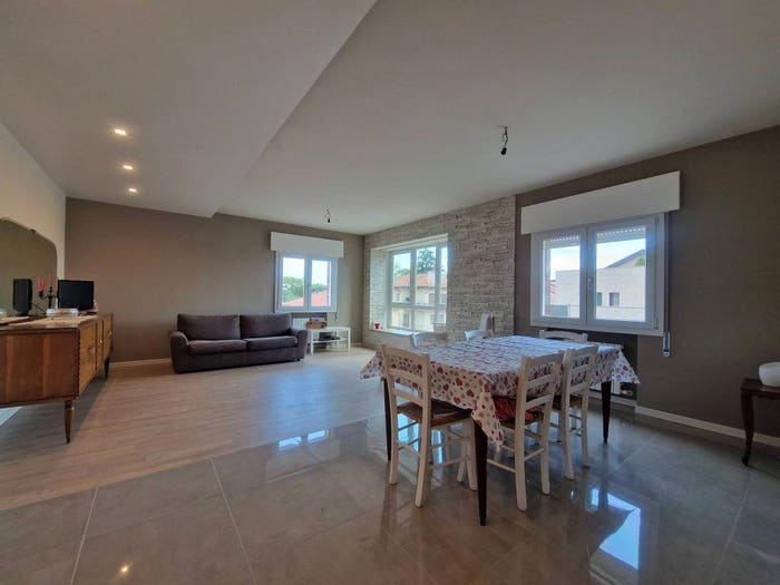 Appartamento con 5 locali in vendita in Via San Pio X, Castelfranco Veneto