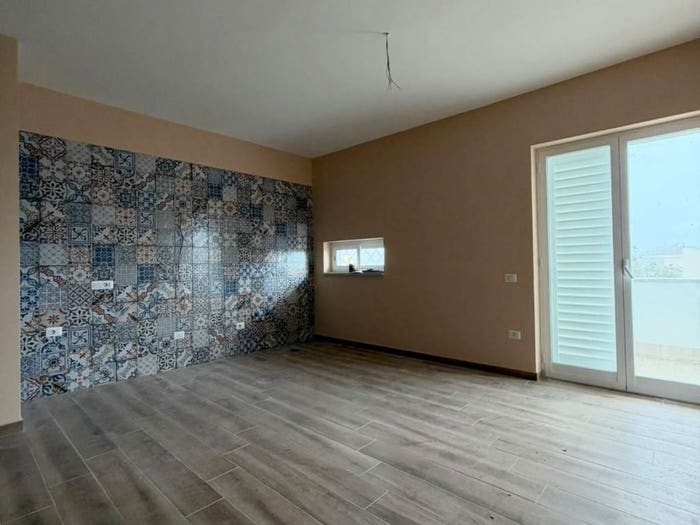 Appartamento trilocale in affitto in Via Carrafiello, Varcaturo, Giugliano in Campania