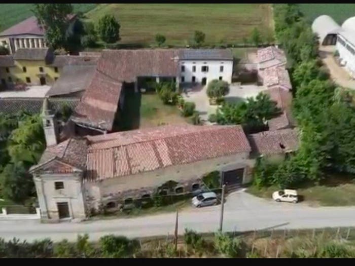 Casa con 6 locali in vendita in Località Cipollaie di Sopra, Ostiano