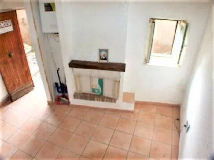 Appartamento bilocale in vendita in Via Del Castello No Number, Pereto