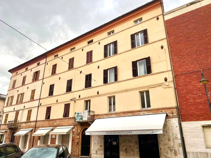 Appartamento trilocale in vendita in Corso Giacomo Matteotti, Centro, Chiaravalle