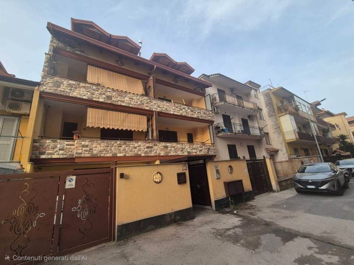 Casa quadrilocale in vendita in Via Ritiro, Centro, Mugnano di Napoli