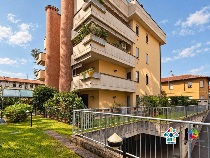 Appartamento trilocale in vendita in Via Antonio Gramsci, Centro Storico, Lissone