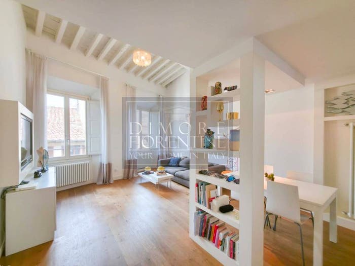 Casa quadrilocale in vendita in Via Maggio, Ponte Vecchio Pitti, Firenze