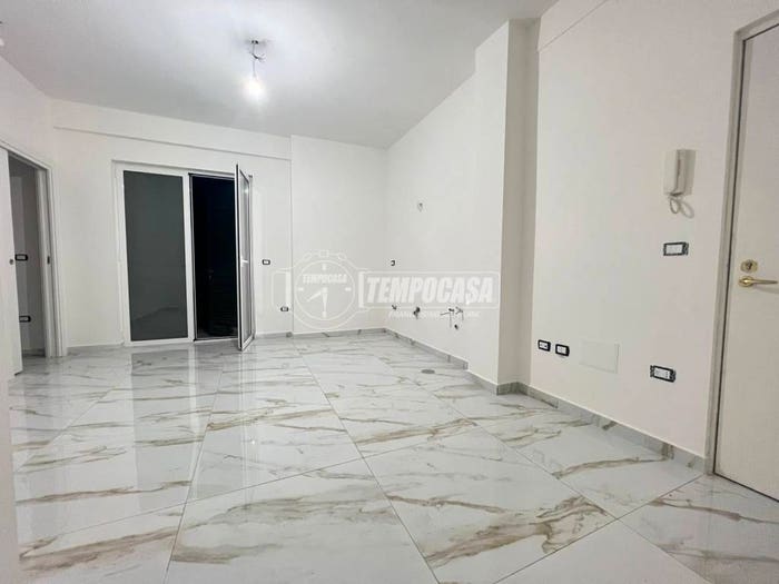 Appartamento bilocale in vendita in Viale CAMPI FLEGREI, Bagnoli, Napoli