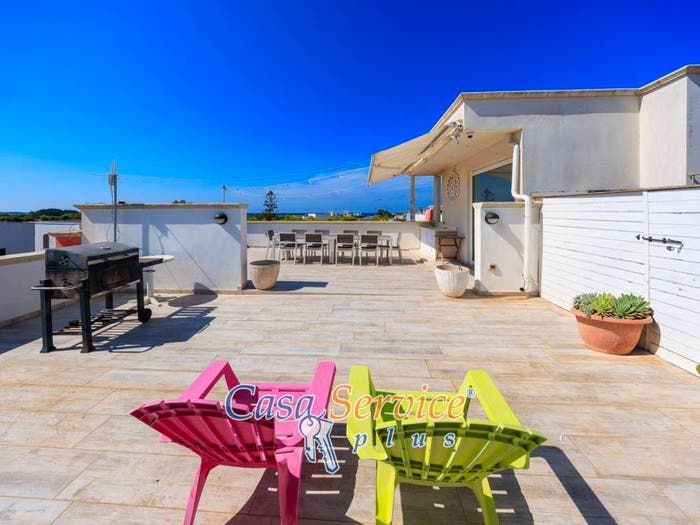 Appartamento con 6 locali in vendita in Via delle Robinie, Baia Verde Lidi, Gallipoli