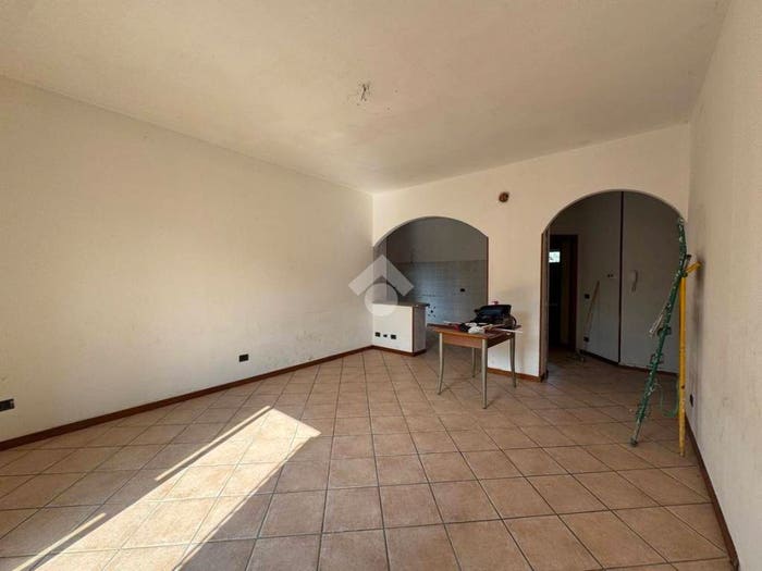 Appartamento trilocale in vendita in Via Novara, Centro, Oleggio