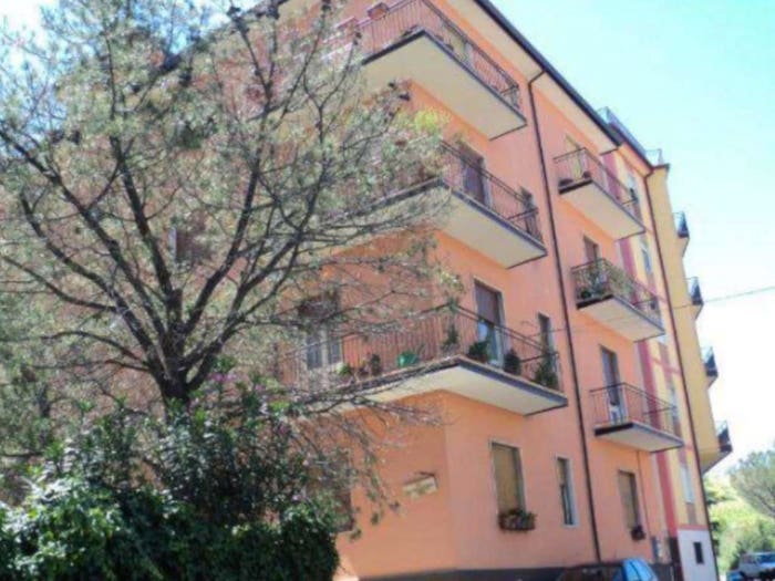 Appartamento trilocale in vendita in Via Fratelli Cervi, Stadio Città, Cosenza
