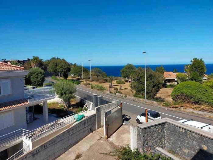 Casa con 6 locali in vendita in Santa Caterina Santa Maria delle Grazie Capomulini, Acireale