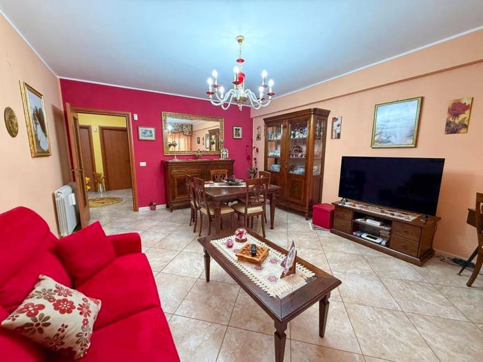 Appartamento trilocale in vendita in Località Santa Margherita, Santa Margherita Santo Stefano, Messina
