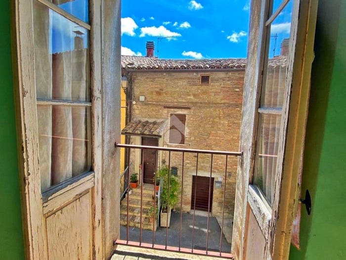 Casa quadrilocale in vendita in Via Trieste, Casacastalda, Valfabbrica
