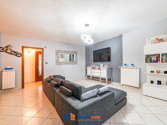 Casa con 6 locali in vendita in Via Santa Croce, Centro, Casalgrasso
