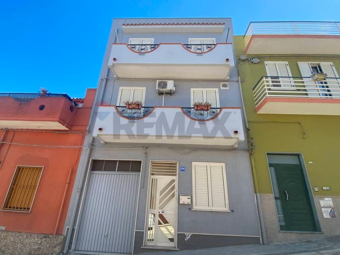 Casa con 6 locali in vendita in Via Francesco De Sanctis, Centro, Pachino
