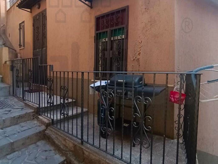 Casa bilocale in vendita in Via Mili San Marco, Mili, Messina