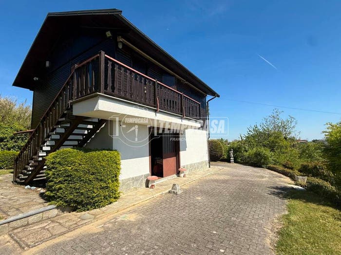 Casa quadrilocale in vendita in Serra Perno, Castell'Alfero