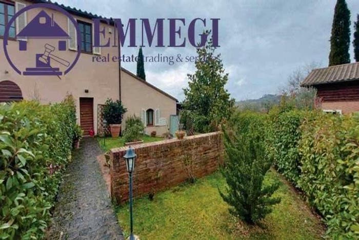 Appartamento con 6 locali in vendita in Str di Pieve a Bozzone, Pieve a Bozzone Vico d'Arbia, Siena