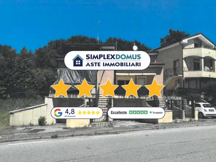 Appartamento con 5 locali in vendita in Corso Europa, Sassofeltrio