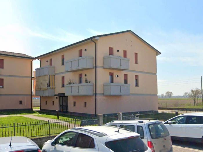 Appartamento trilocale in vendita in Via Padania, Bondeno, Gonzaga