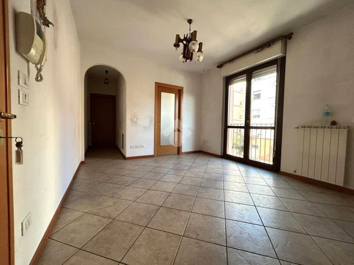 Appartamento quadrilocale in vendita in Via Antonio Pizzuto, Tortaia, Arezzo
