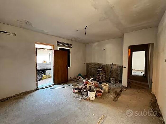 Appartamento trilocale in vendita in Via Nazario Sauro, Centro, Fabbrico