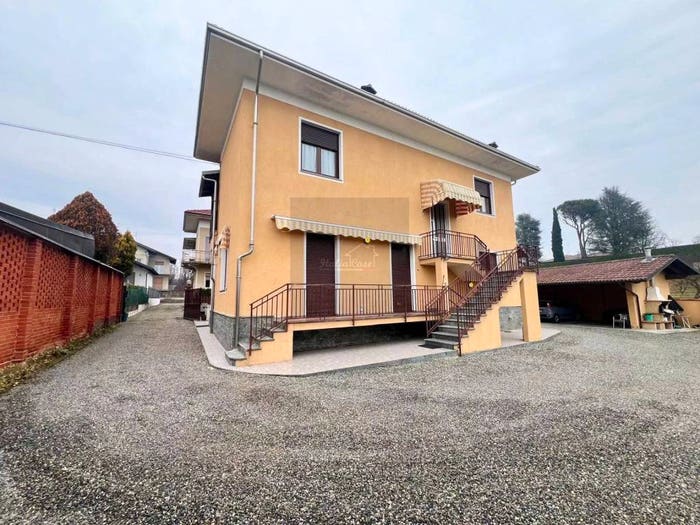 Casa con 6 locali in vendita in Via Quintino Sella, Centro, Cossato