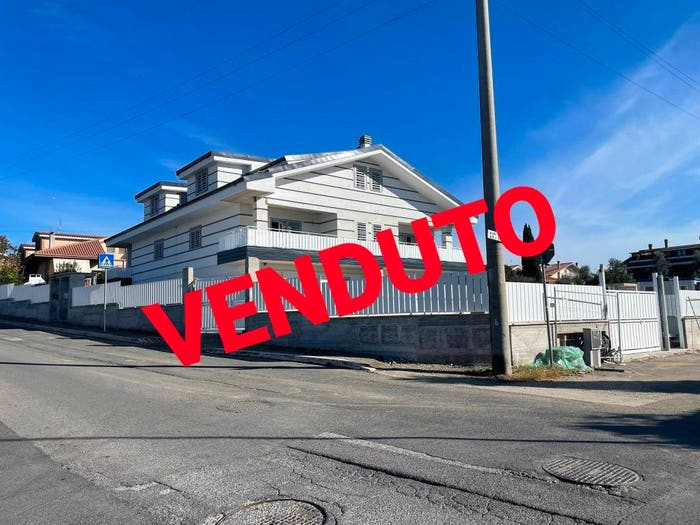 Appartamento trilocale in vendita in Via San Polo dei Cavalieri, Setteville Nord, Guidonia Montecelio