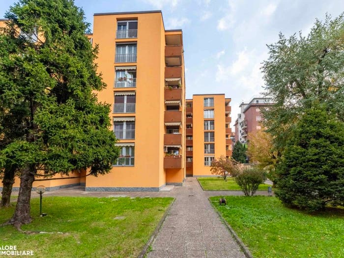 Appartamento quadrilocale in vendita in Via della Libertà, Centro, Settimo Milanese