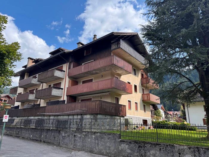 Appartamento trilocale in vendita in Via Dolomiti, Giustino