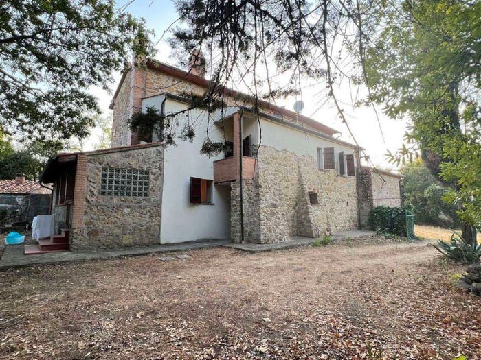 Casa con 5 locali in vendita in Massa Marittima