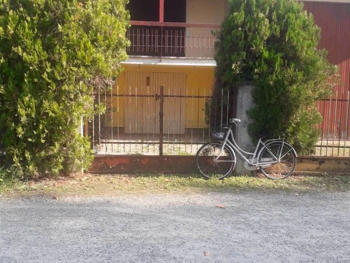 Casa con 6 locali in vendita in Centro, Novellara