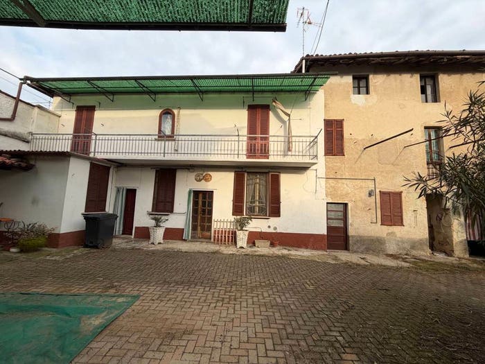 Casa quadrilocale in vendita in Via Pandolfo, Centro, Gambolò