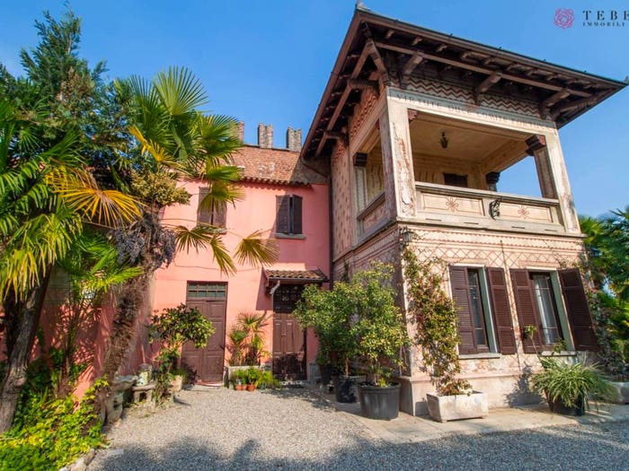 Casa con 6 locali in vendita in Piazza della Repubblica, Crenna Bettolino, Gallarate