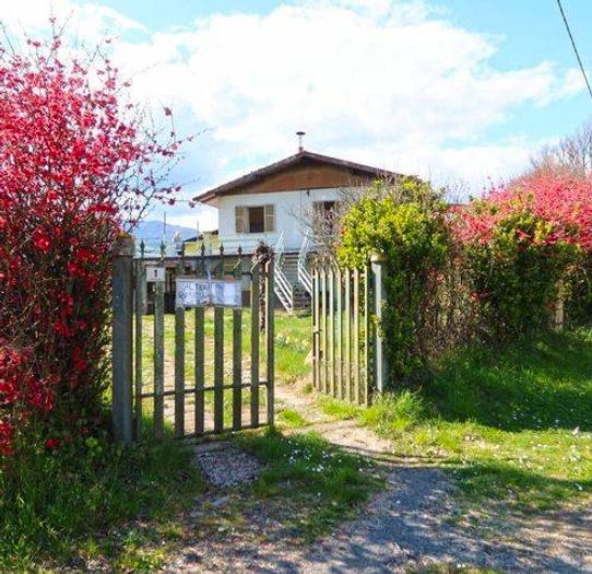 Casa trilocale in vendita in Via Ponte Di Sotto, Centro, Filattiera