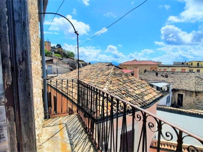 Appartamento con 6 locali in vendita in Centro, Monte San Giovanni Campano