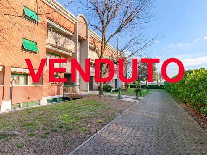 Appartamento trilocale in vendita in Calderara, Paderno Dugnano