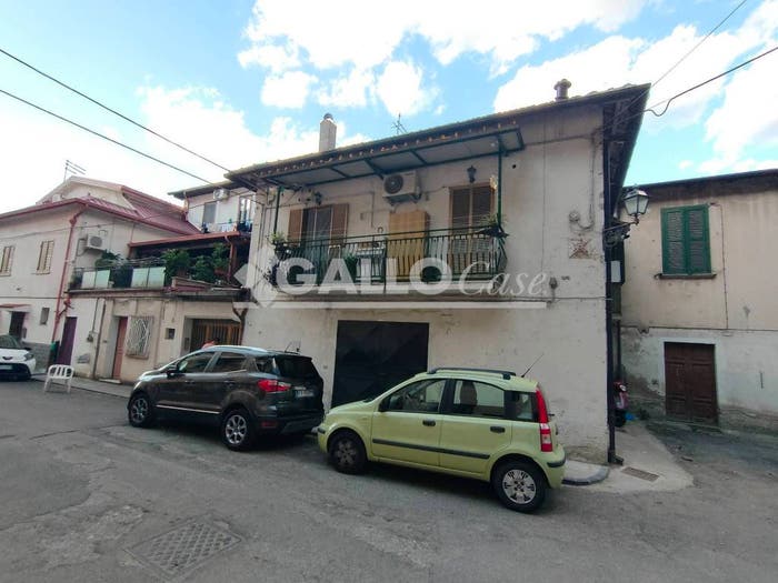 Appartamento bilocale in vendita in Via Giosuè Carducci, Centro Storico, Cosenza