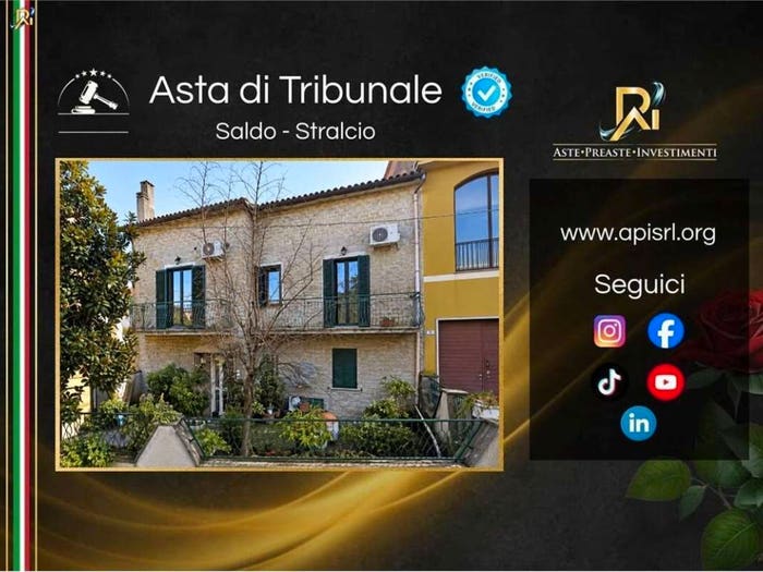 Appartamento con 6 locali in vendita in Via del Vescovato, Marta