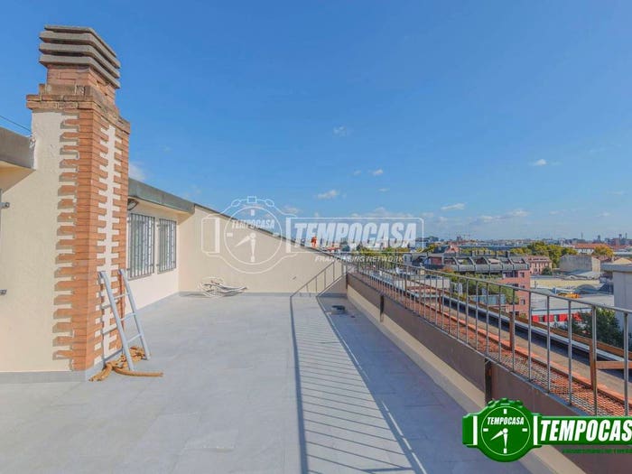 Appartamento quadrilocale in vendita in Via dei cignoli, Certosa, Milano