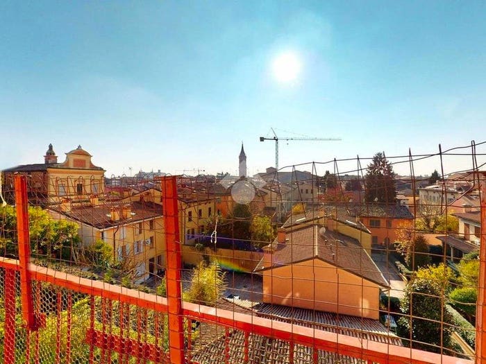 Appartamento quadrilocale in vendita in Via Ugo Bassi, Cento Paese, Cento